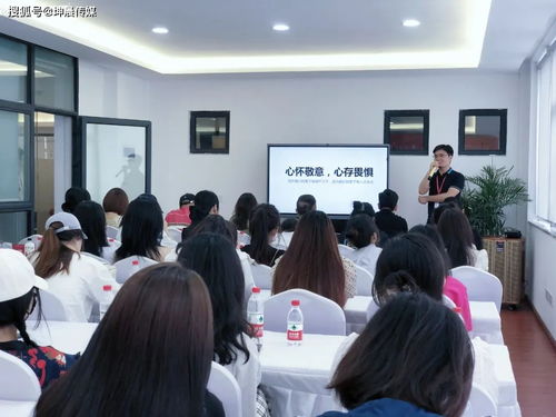 熱烈歡迎寧波大學潘天壽建筑與藝術設計學院師生走進坤晨交流研討