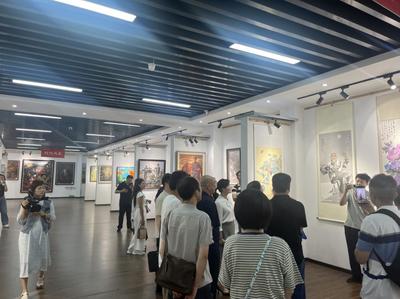 五城聯動繪華章 --襄陽美術大展走進南陽